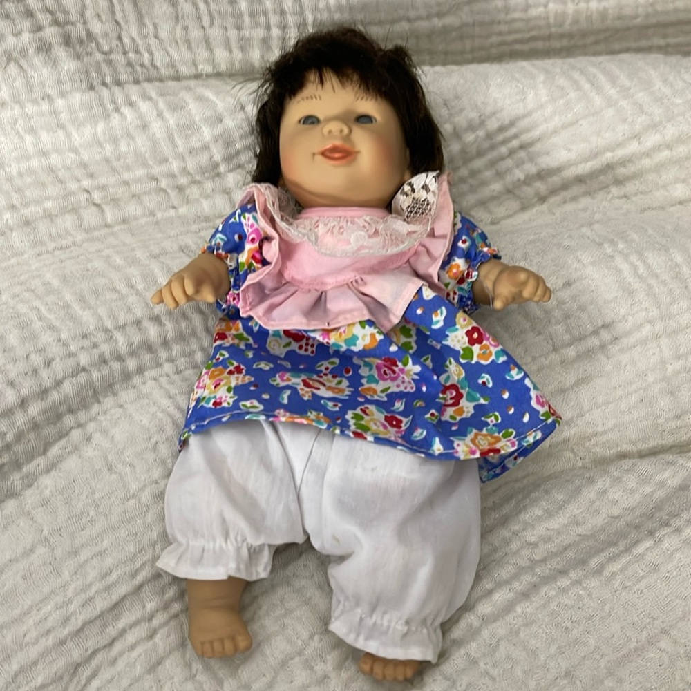 Vintage  Gi-go Toy Palm Dolls Beanie Clown 8" Beanbag Doll blue floral